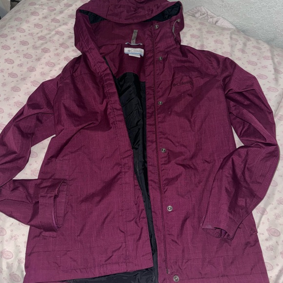 Small women’s Columbia jacket - Picture 1 of 3